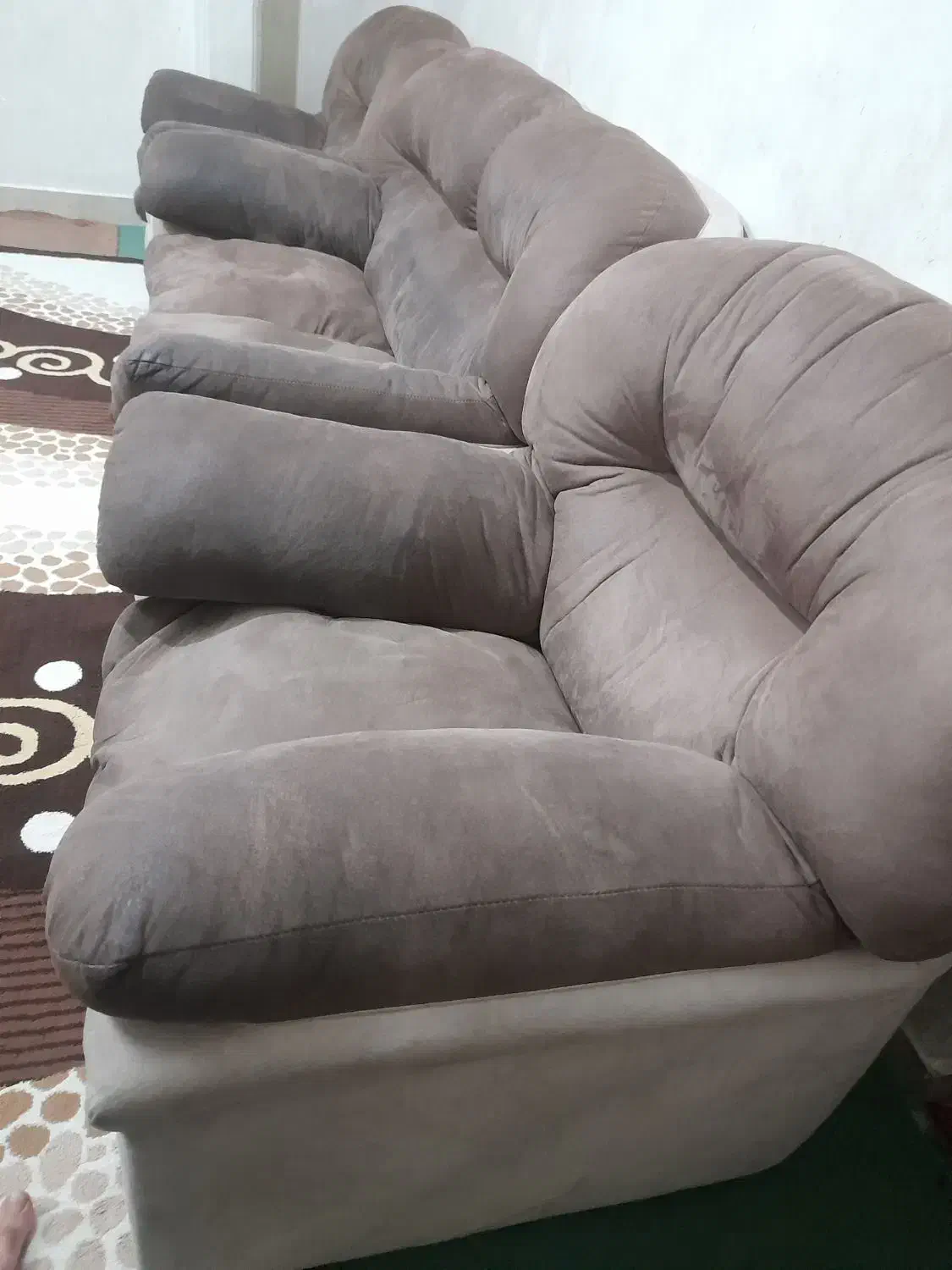 مبل ۷ نفر سالم ومحکم|مبلمان خانگی و میز عسلی|قم, بوستان علوی|دیوار