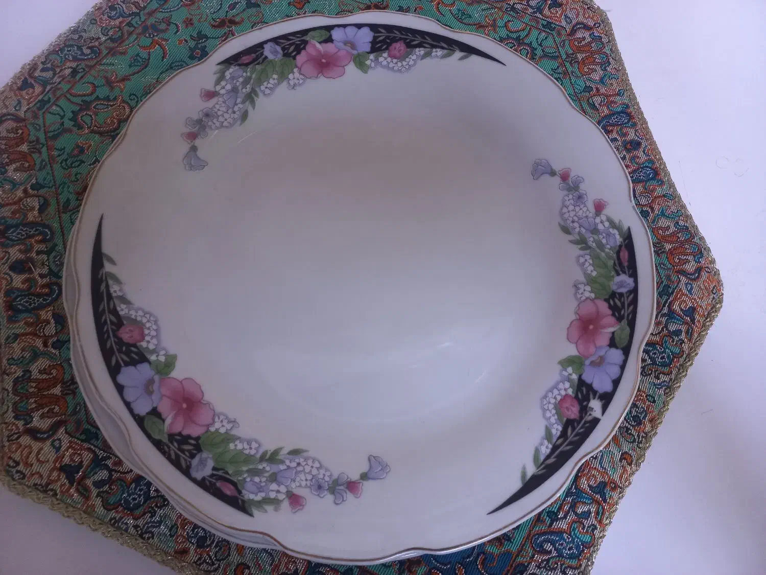 بشقاب چینی قدیمی|ظروف سرو و پذیرایی|بندر ماهشهر, |دیوار