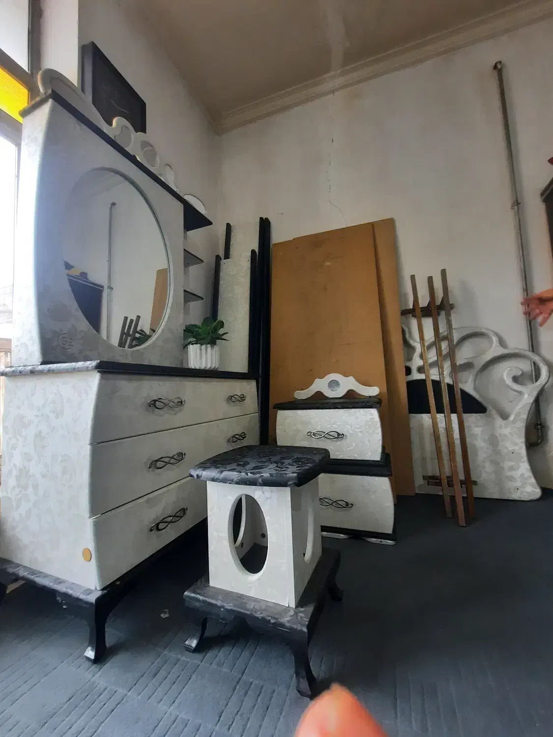 سرویس خواب دونفره بدون تشک|تخت و سرویس خواب|اهر, |دیوار