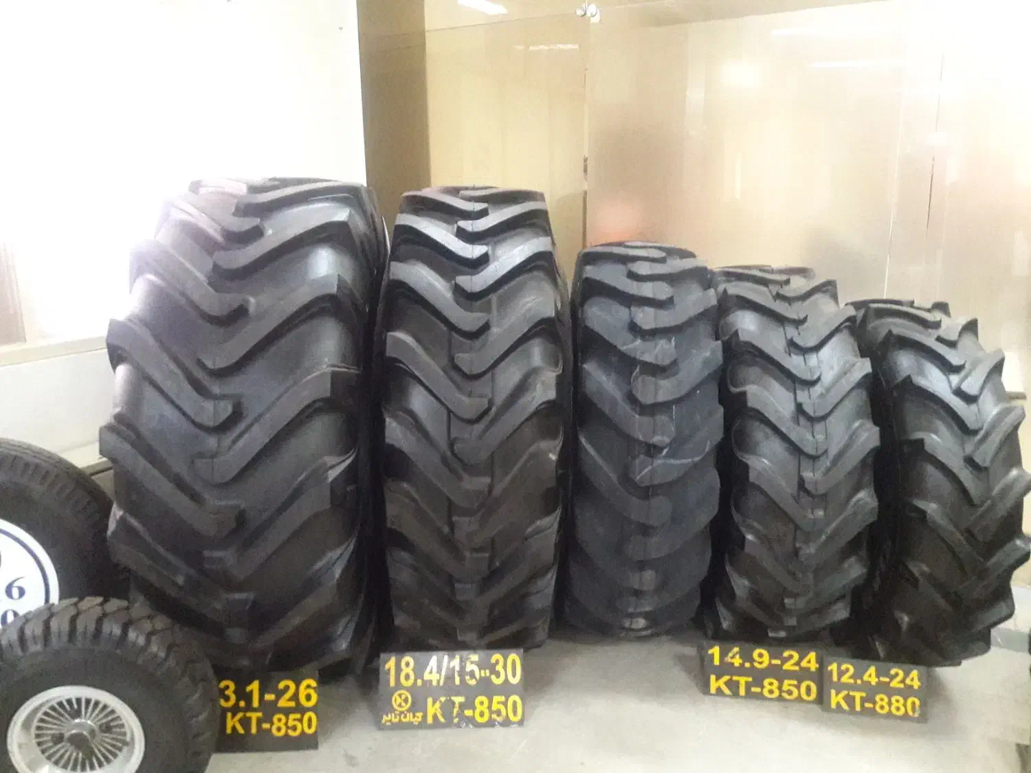 فروشگاه لاستیک قربانی|قطعات یدکی و لوازم جانبی|اصفهان, جوزدان الیادران|دیوار