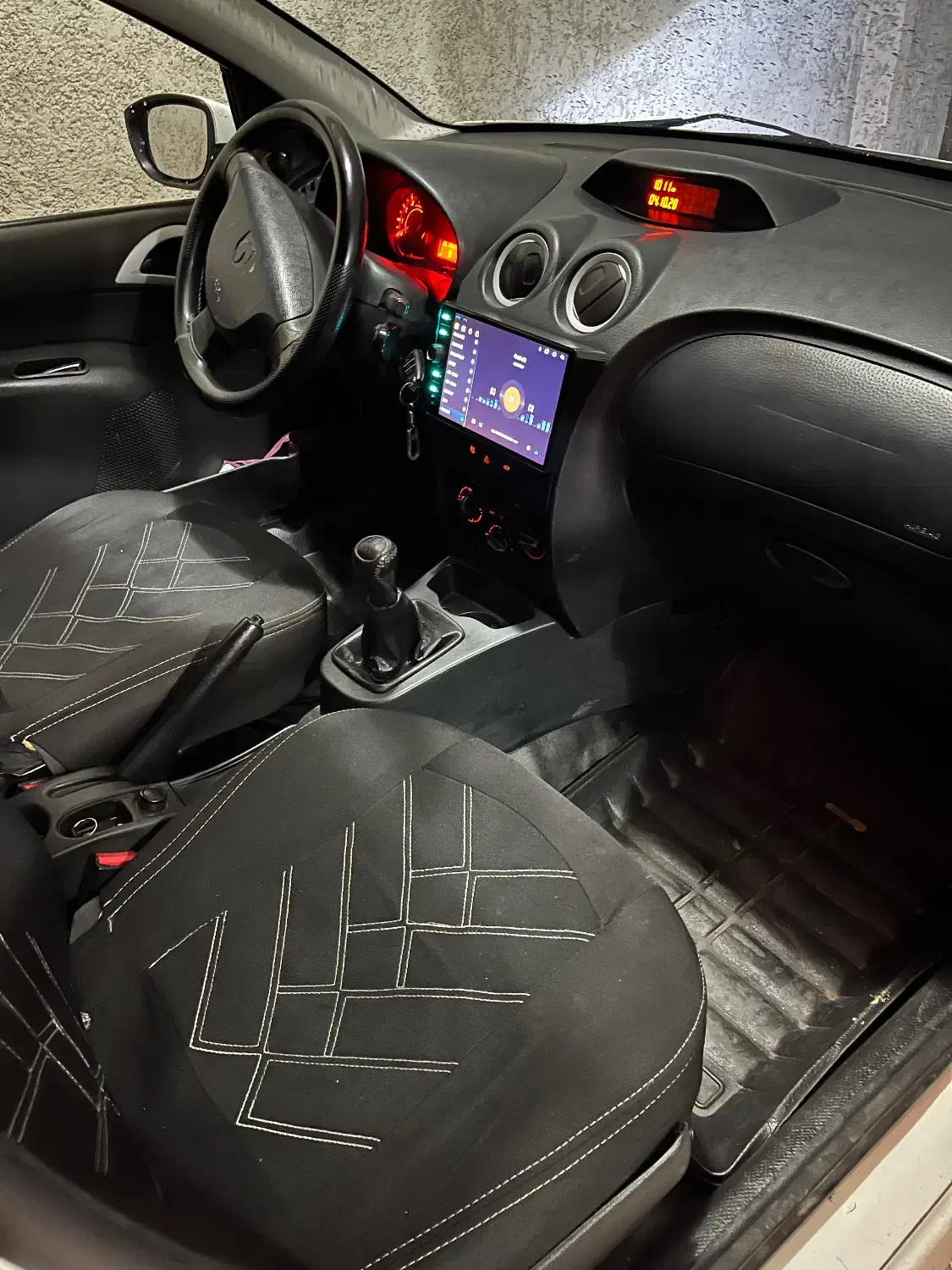 رانا مدل ۹۱ در حد ۱۴۰۰|خودرو سواری و وانت|رشت, گلباغ نماز|دیوار