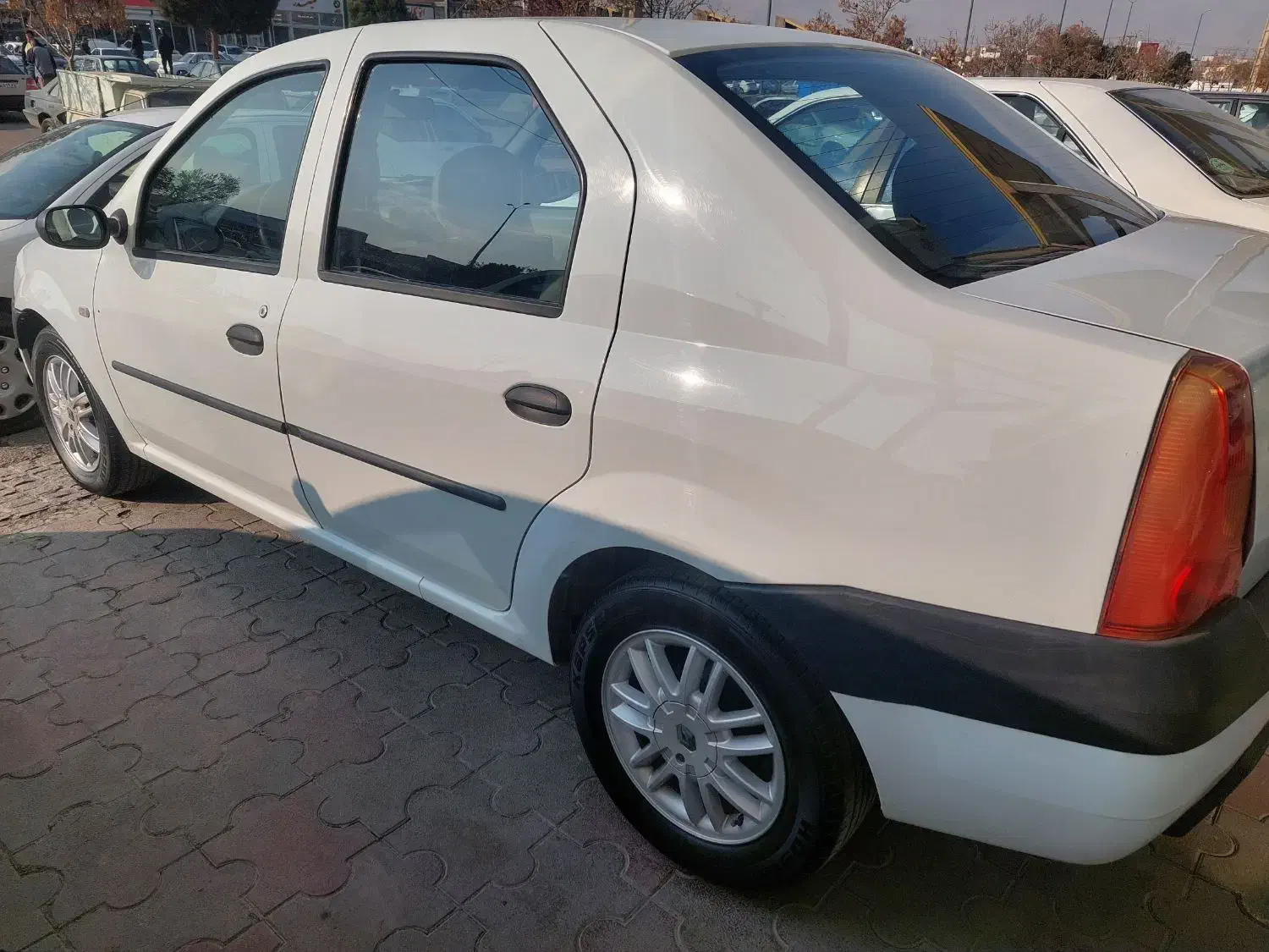 تندر ۹۰ مدل ۹۳ بیرنگ|خودرو سواری و وانت|همدان, |دیوار