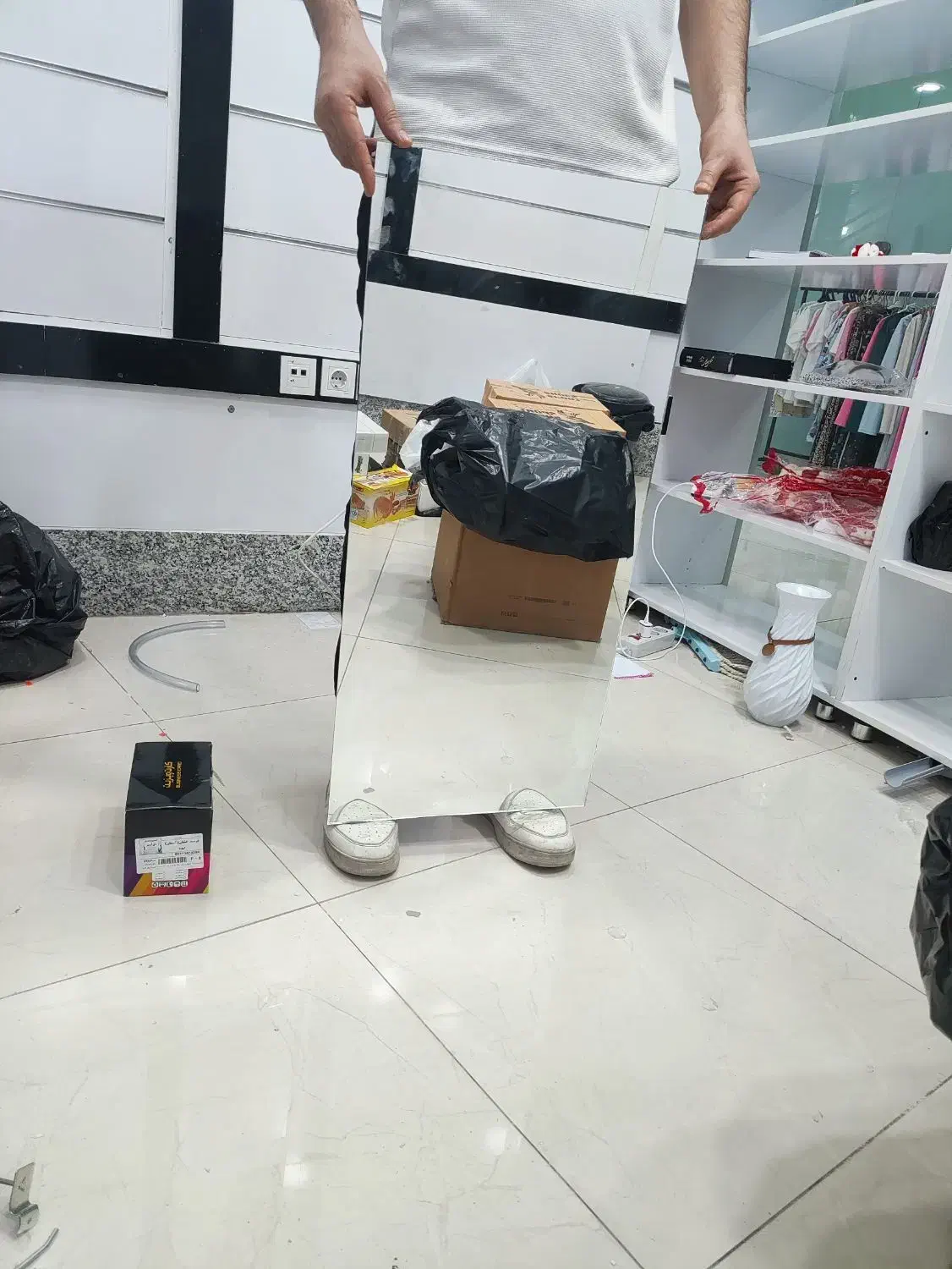 آینه|آینه|ایذه, |دیوار