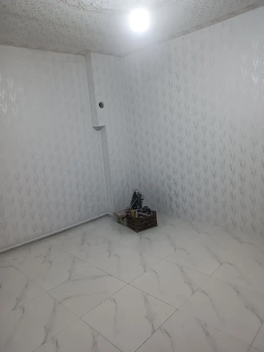 رنگ کاری و طرح کاغذدیو|خدمات پیشه و مهارت|پلدشت, |دیوار