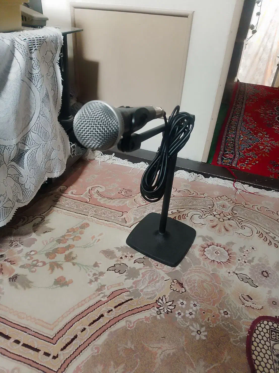 پایه میکروفون ویک عدد میکروفون اصلی|سیستم صوتی خانگی|کاشان, امام خمینی|دیوار