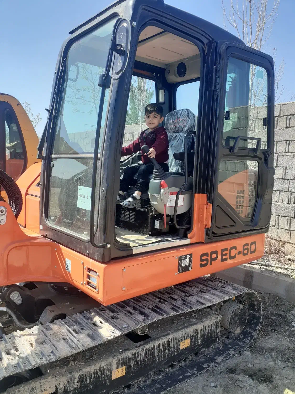 حمل نخاله کندن استخر اجاره بابکت و مینی بیل|خدمات حمل و نقل|کرج, کمالشهر|دیوار