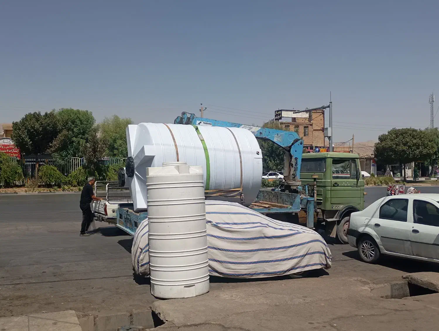 مخزن معکب هیدروفب 3000 منبع سوخت|حراج|شیراز, ریشمک|دیوار