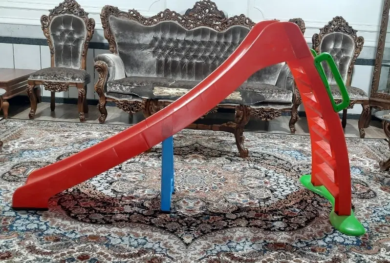 سرسره|اسباب‌بازی بچه|خرمدره, |دیوار