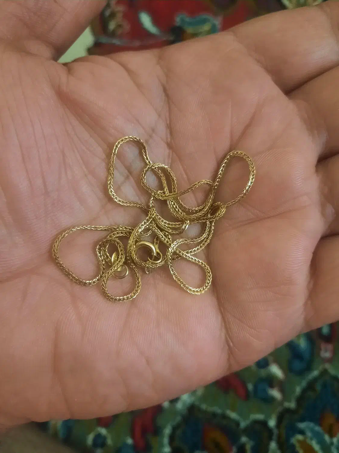 ۲۶ گرم طایی سالم|جواهرات|صحنه, |دیوار