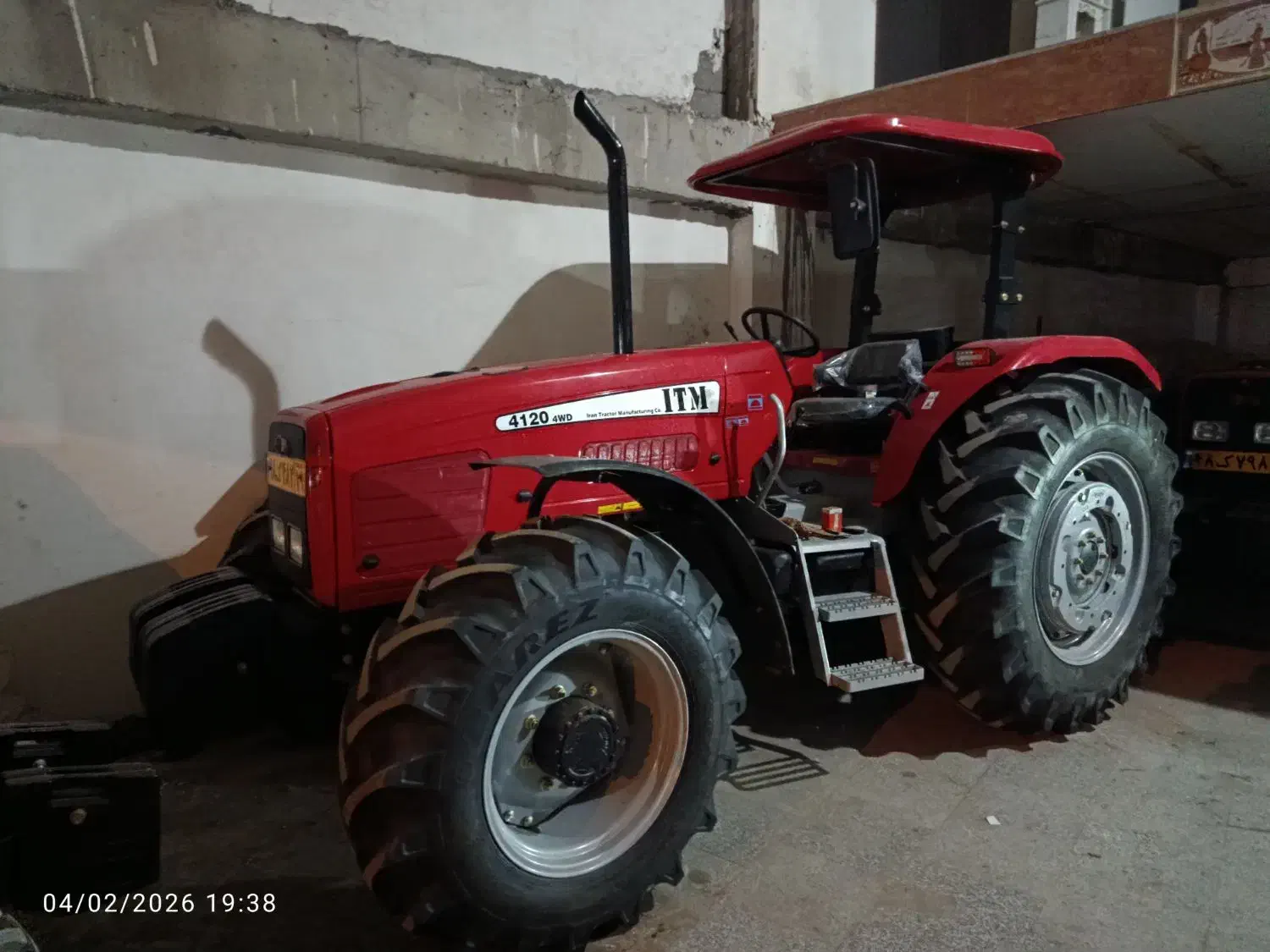 تراکتور 4120|خودرو سنگین|ساوه, |دیوار