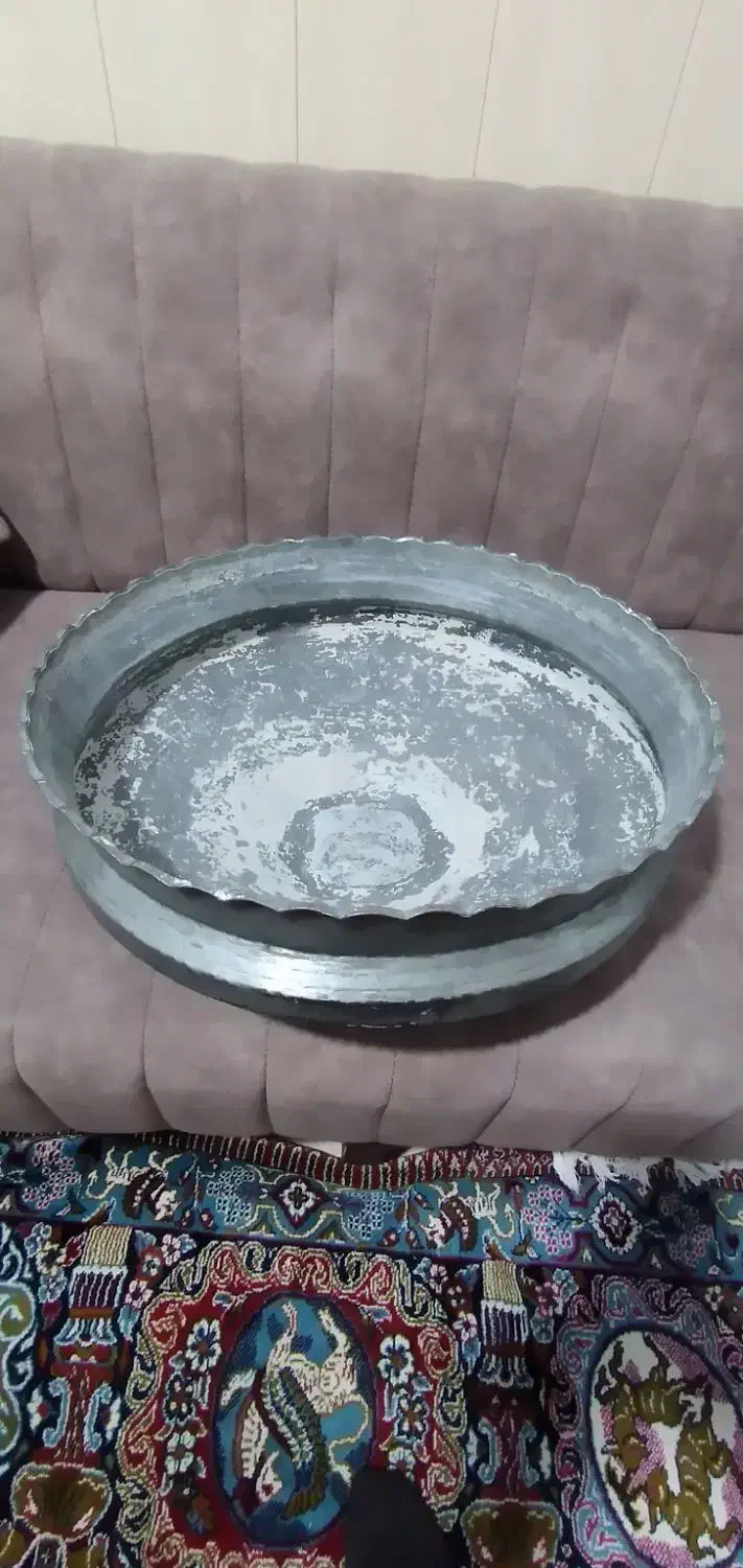 تشت مسی|کلکسیون اشیاء عتیقه|قدس, شهرقدس|دیوار