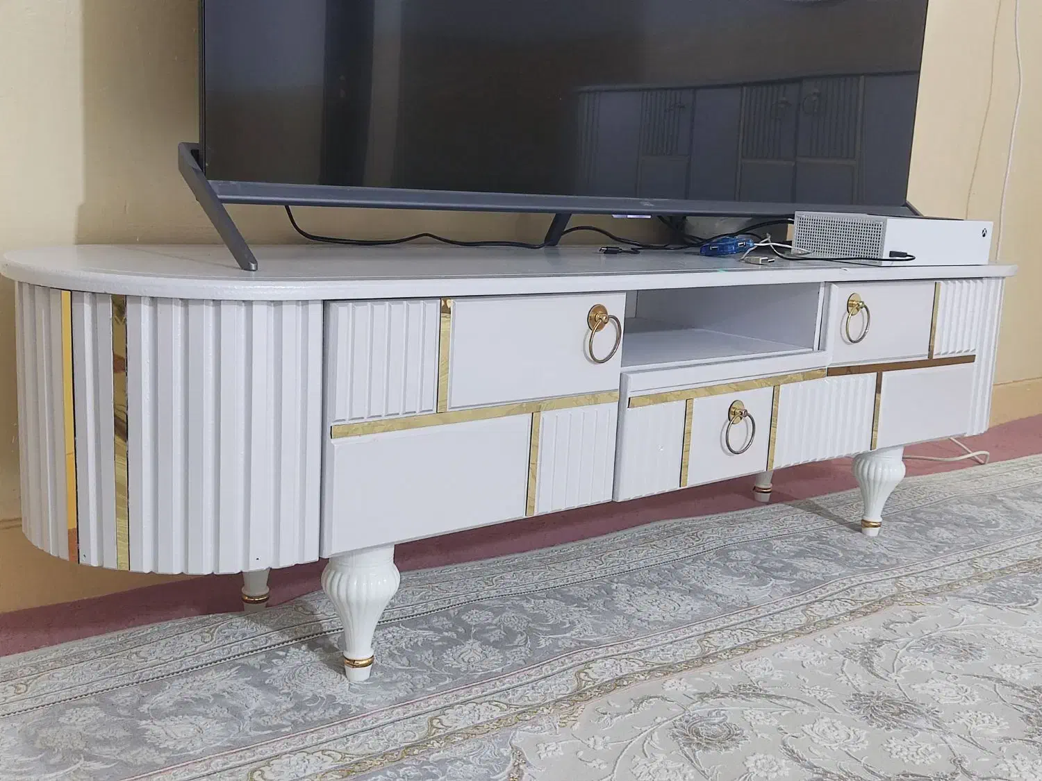 میز تلوزیون زیبا و بزرگ|میز تلویزیون|خاش, |دیوار