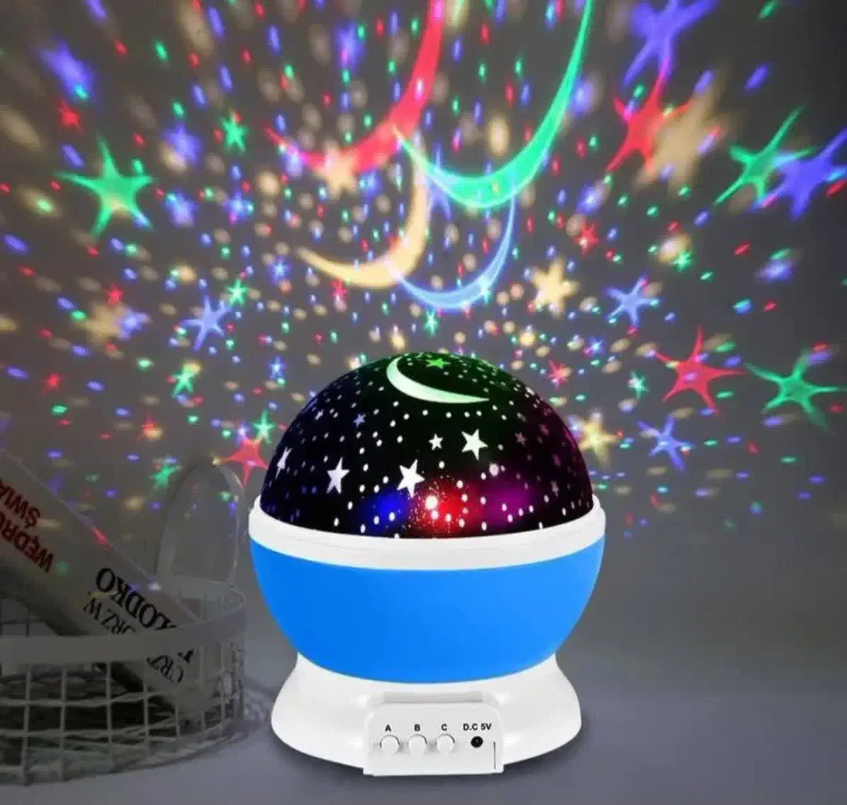 چراغ خواب|چراغ خواب و آباژور|اصفهان, باغ زرشک|دیوار