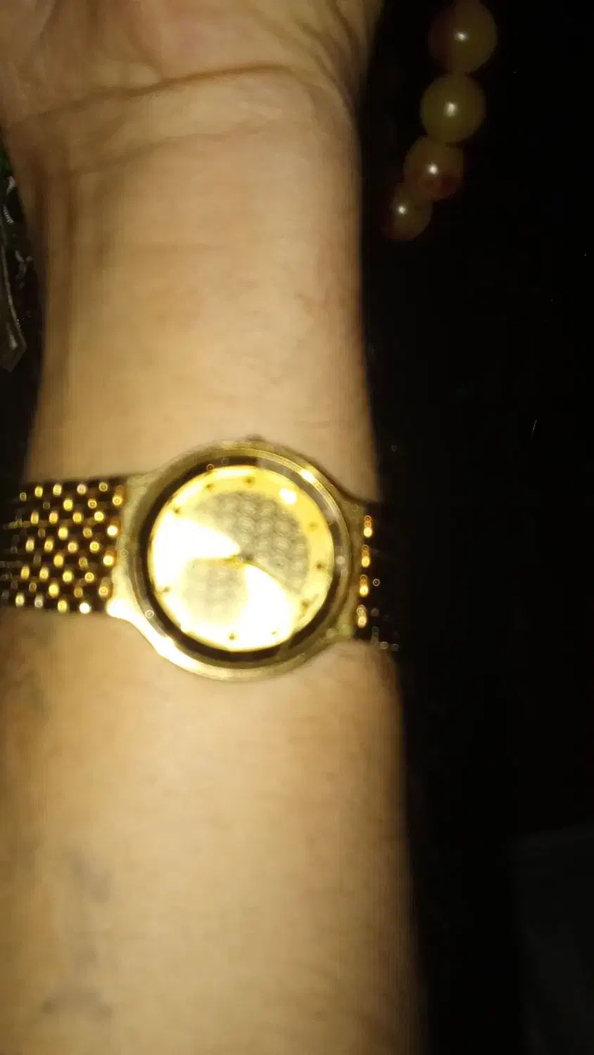 ساعت درحد|ساعت|بشاریات, |دیوار