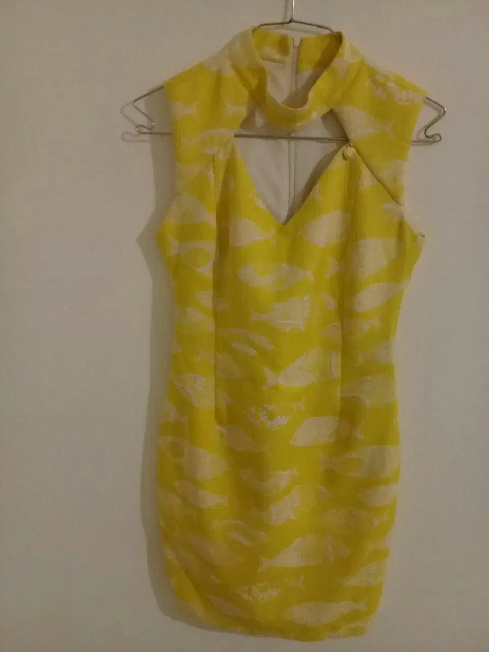 لباس مجلسی|لباس|هشتگرد, فاز ۲ مهستان|دیوار