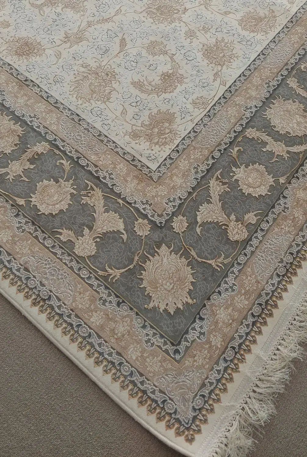 فرش افشان زرین کرم ۱۲ متری|فرش|پیر بکران, |دیوار