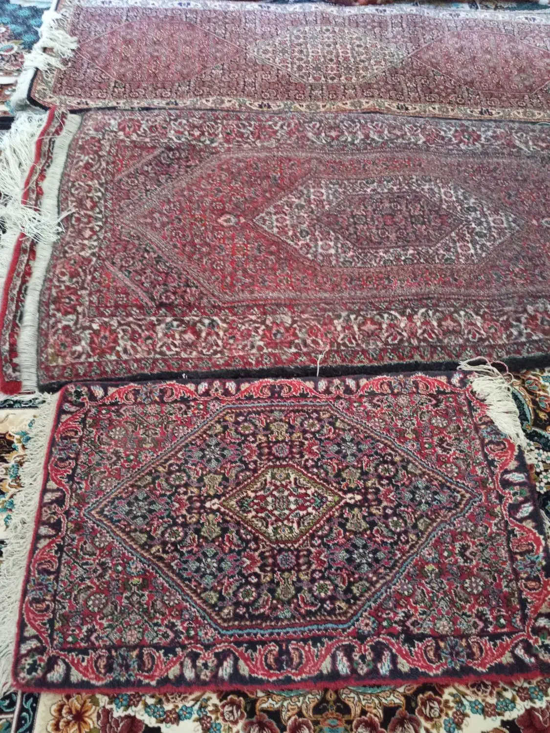 سه عدد فرش دس بافت|فرش|تاکستان, |دیوار