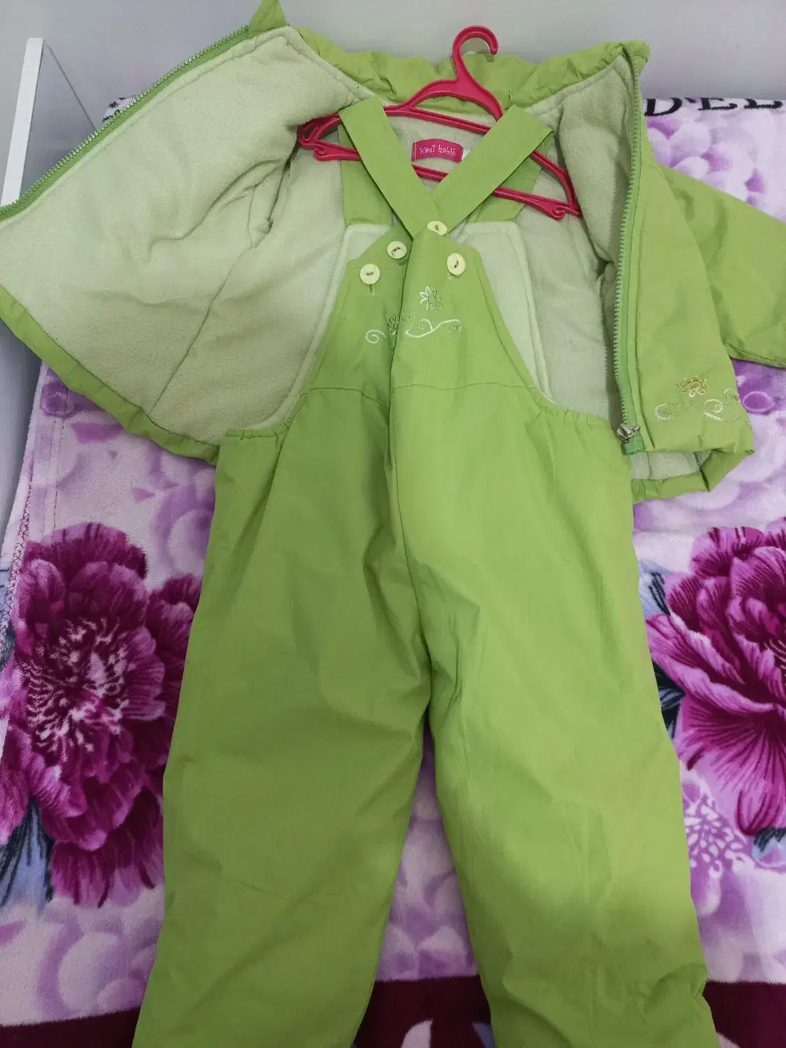 کاپشن لباس دخترانه همه در حد نو|لباس|کرج, کمال‌شهر|دیوار