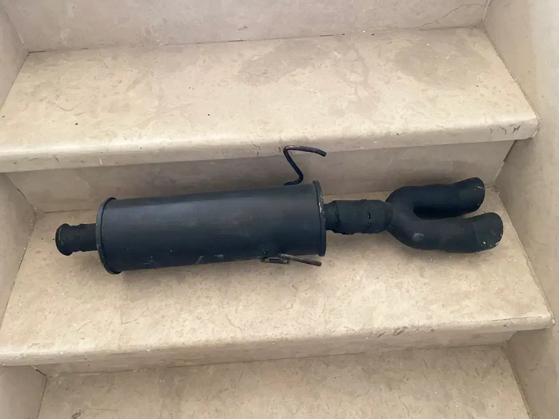 منبع اگزوز ۲۲۰ بنزی با سر اگزوز دولول اکبند|قطعات یدکی و لوازم جانبی|کرمانشاه, |دیوار