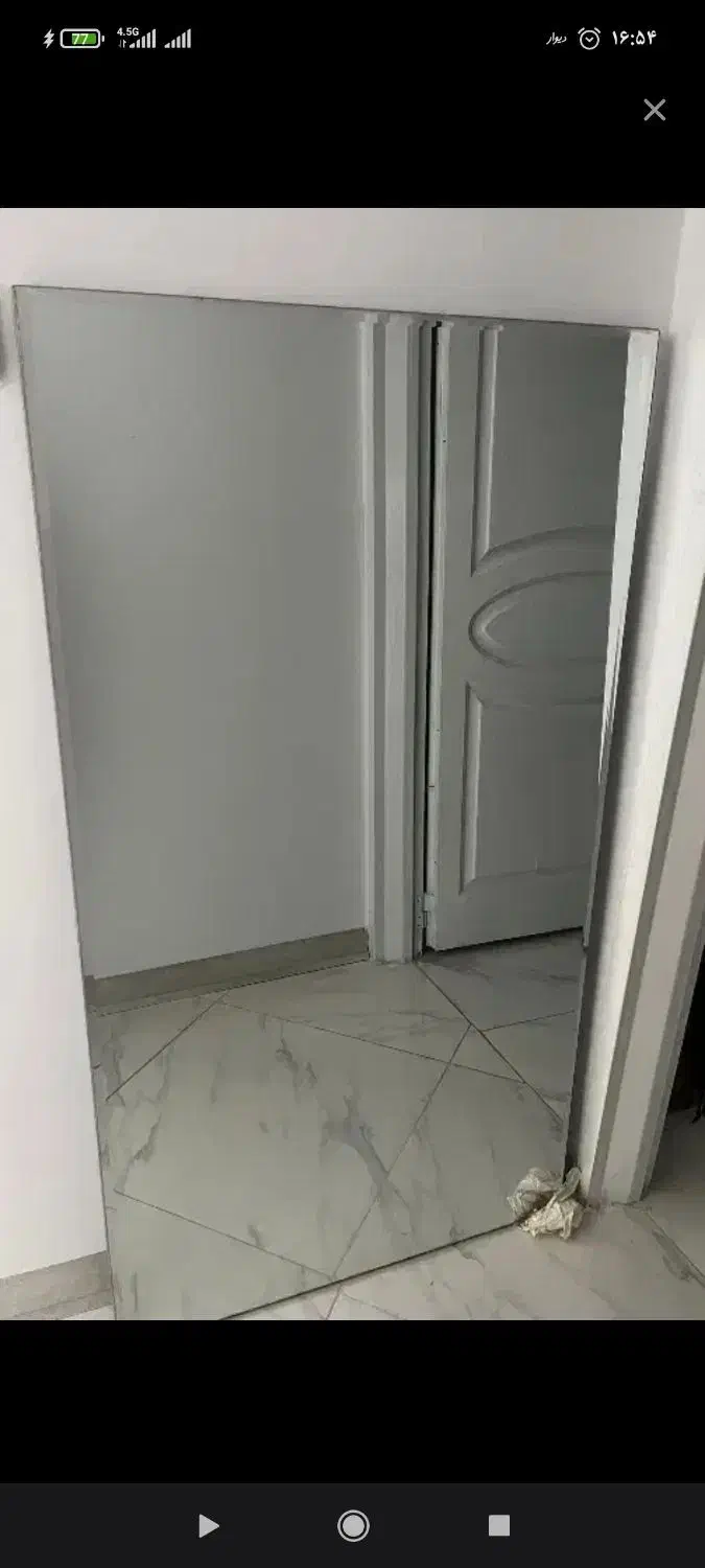 اینه|آینه|شیراز, انجیر|دیوار