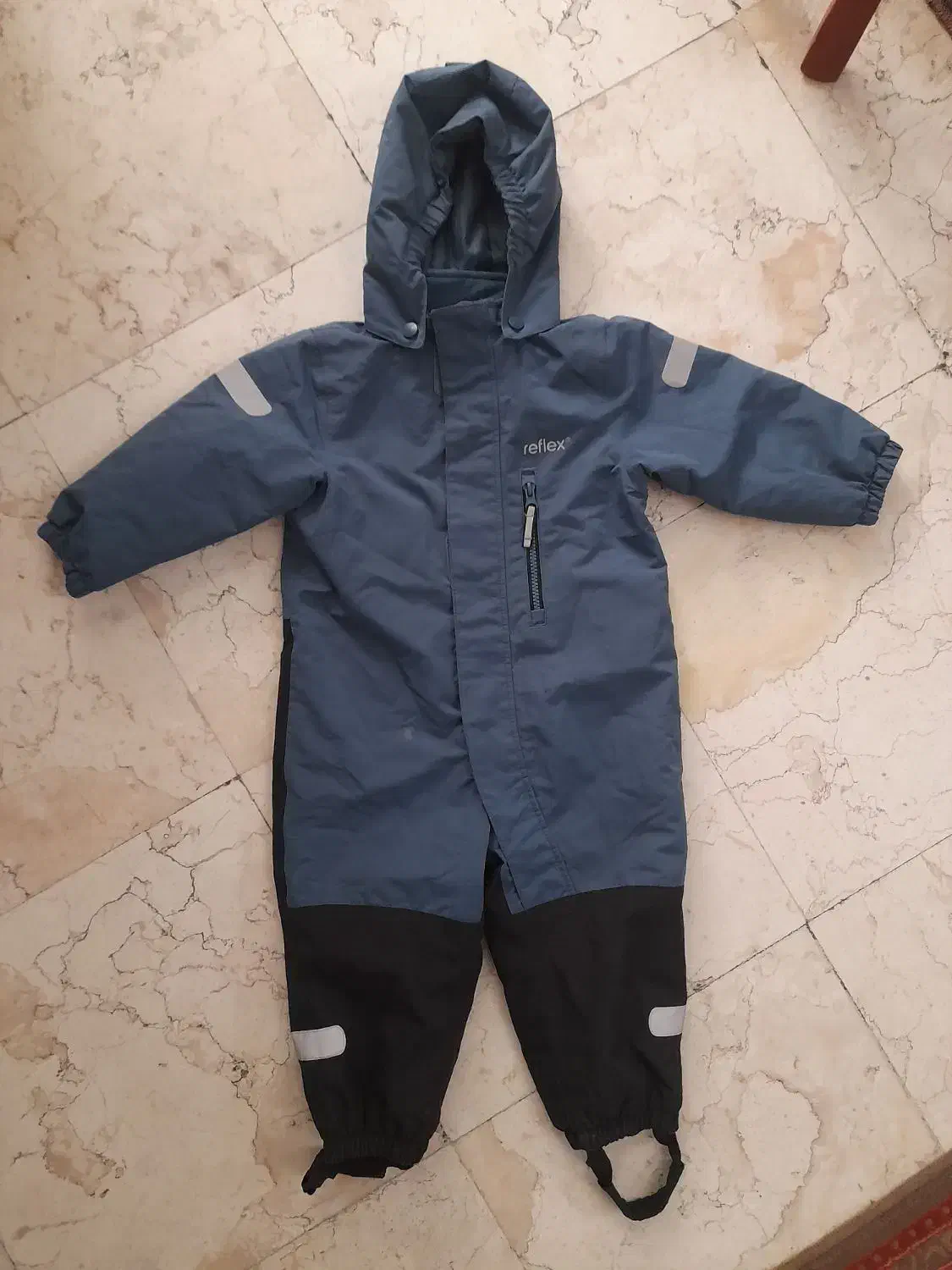 سرهمی پسرانه۳ تا ۴ سال از نروژ آوردم و بوت سایز ۲۵|کفش و لباس بچه|تهران, خواجه نظام الملک|دیوار