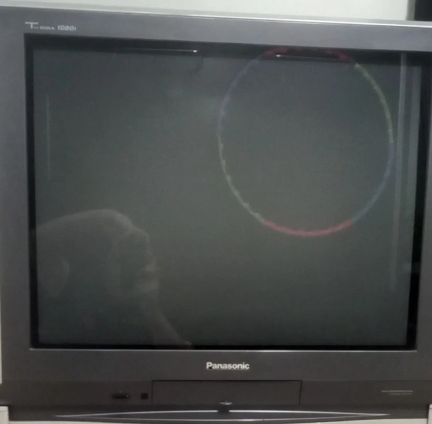 تلویزیون پاناسونیک و سامسونگ|تلویزیون و پروژکتور|تهران, شهرک شهید رجایی (کوی نوبنیاد)|دیوار