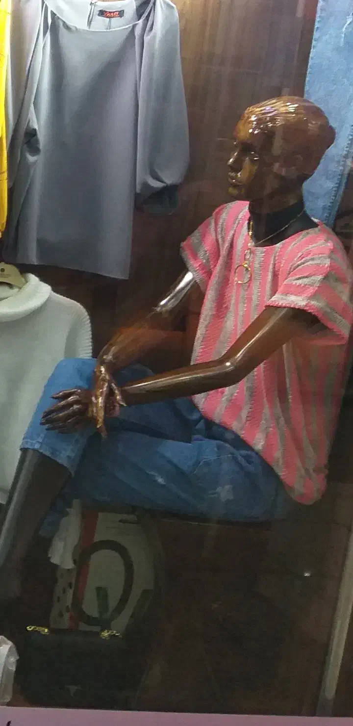 ۳ مانکن زنانه|فروشگاه و مغازه|کامیاران, |دیوار