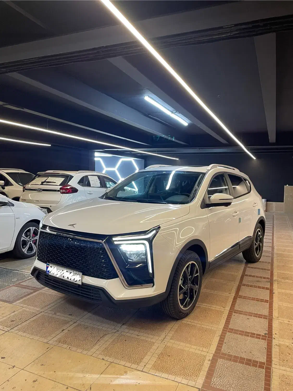 کی ام سی X5 مدل 1403 مشابه صفر/نقدواقساط/تحویل روز|خودرو سواری و وانت|تهران, ایرانشهر|دیوار