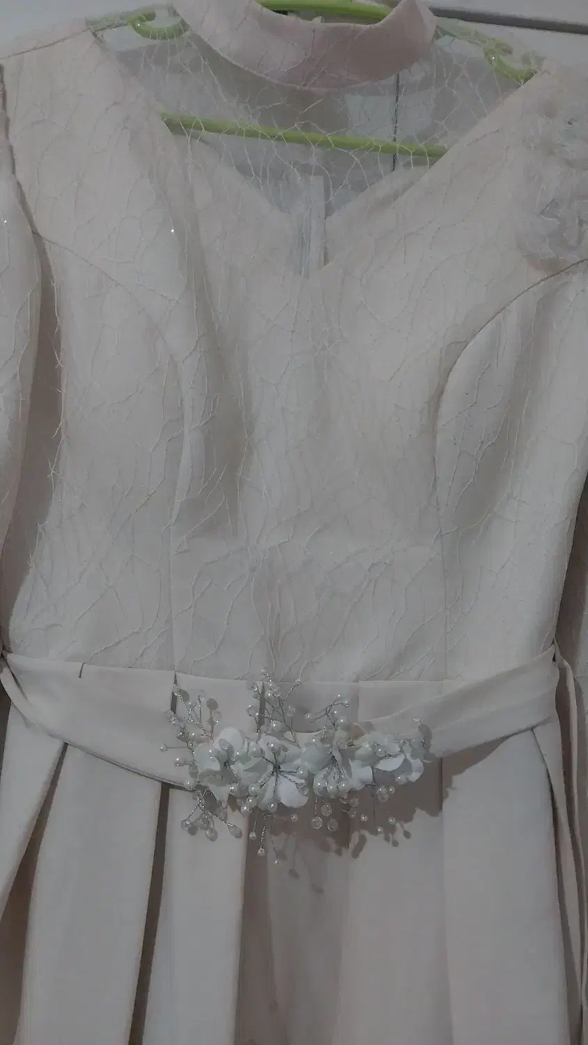 لباس مجلسی شیری|لباس|رباط‌کریم, نصیرشهر|دیوار