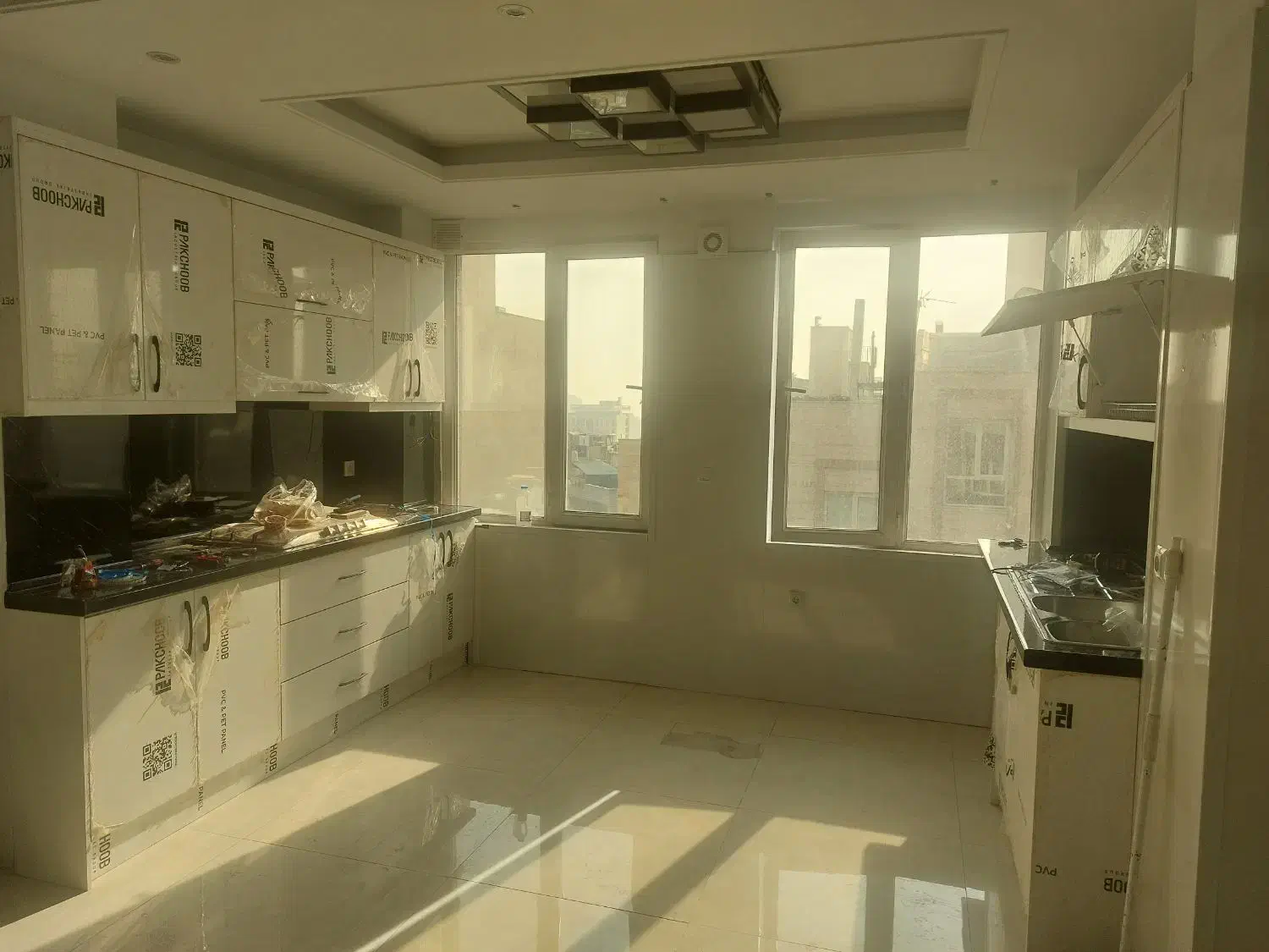 سعادت آبادفول امکانات۸۵متر نوساز تقاطع پاکنژاد سرو