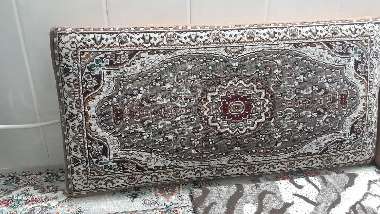 یک جفت پشتی در حد نو به قیمتتوافقی|پشتی|اسلامشهر, شهرک قائمیه|دیوار