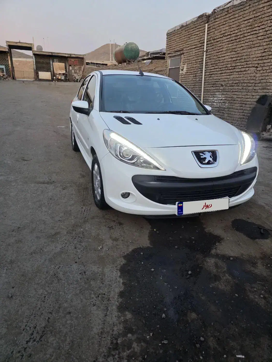 ۲۰۷ سقف فلز موتور TU5داشبورد ۲۰۶مدل ۴۰۲|خودرو سواری و وانت|تهران, افسریه جنوبی|دیوار