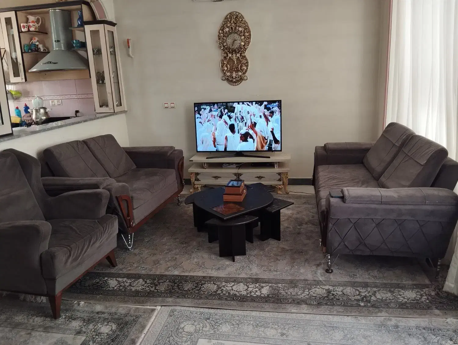 مبل ۶ نفره|مبلمان خانگی و میز عسلی|گلستان (تهران), |دیوار