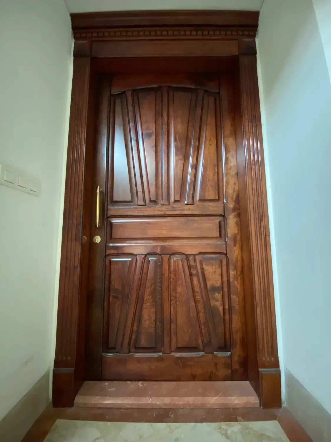 درب چوبی ورودی آپارتمان|مصالح و تجهیزات ساختمان|تهران, الهیه|دیوار