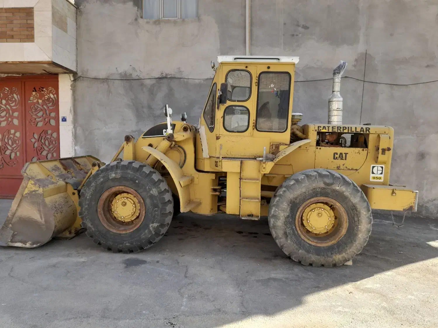 لودر ۹۵۰|خودرو سنگین|فریدونشهر, |دیوار