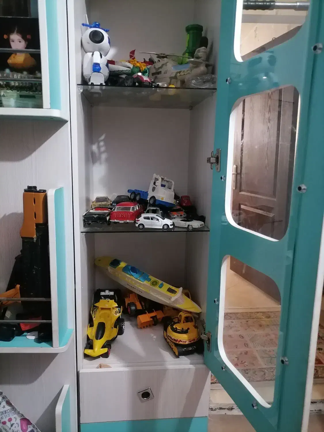 تخت و کمد کودک|تخت و سرویس خواب|ورامین, ورامین|دیوار