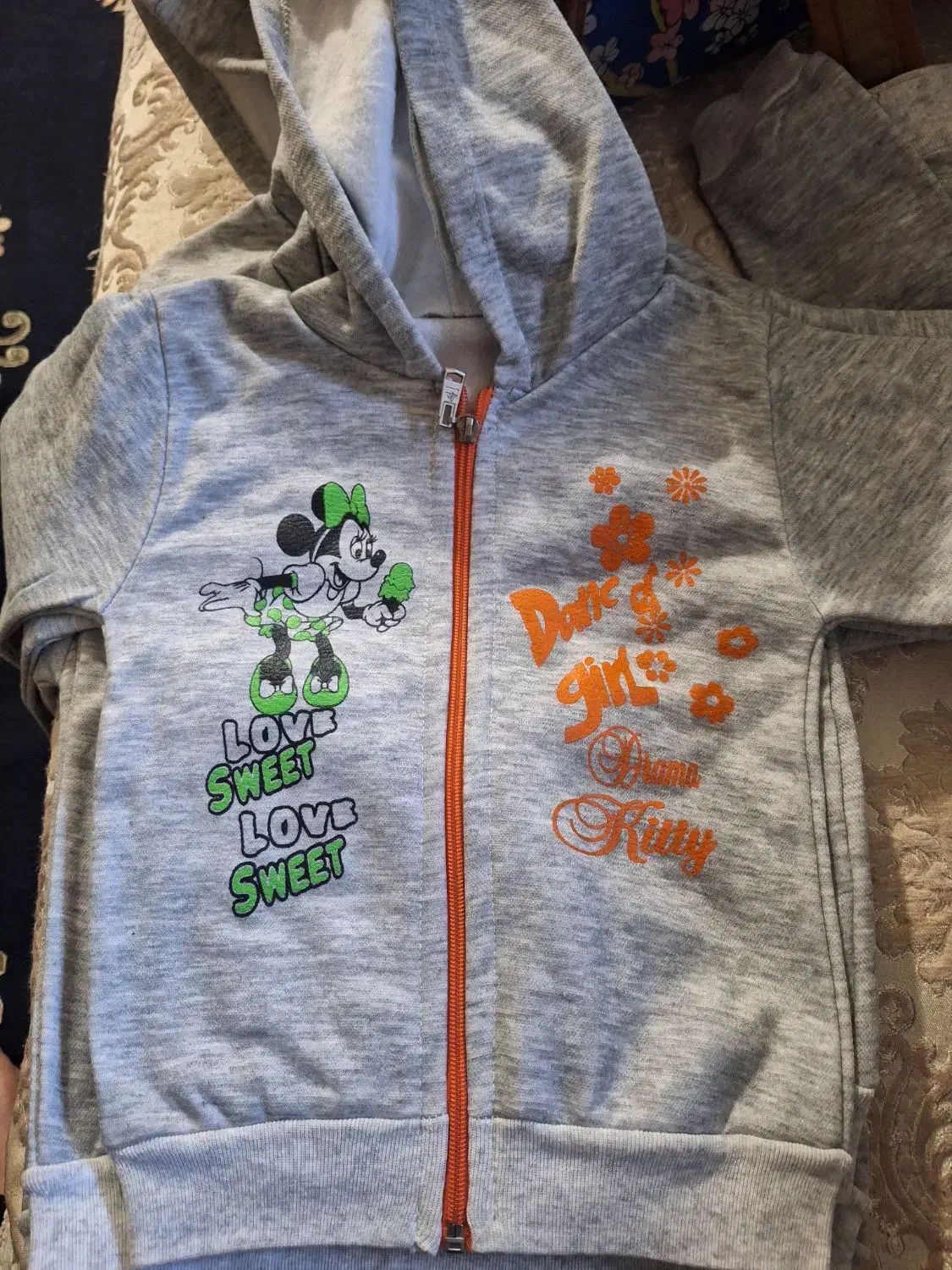 سویشرت پاییزی|کفش و لباس بچه|رشت, دیانتی|دیوار