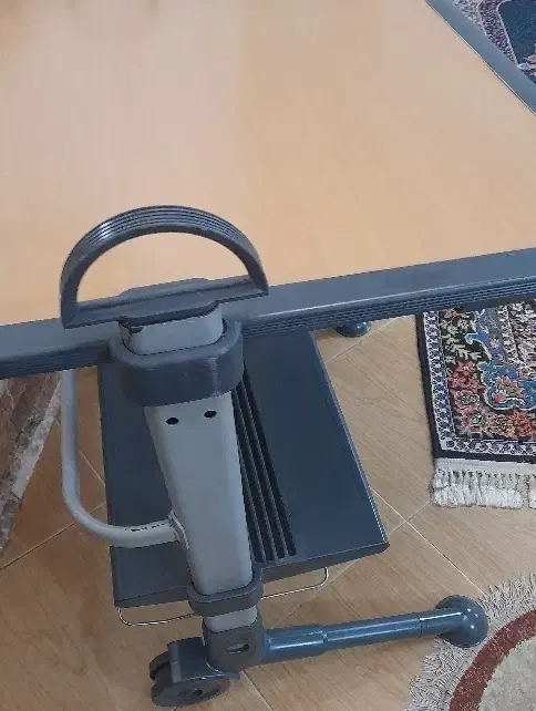 فروش یک عدد میز تحریر|میز تحریر و کامپیوتر|کتالم و سادات شهر, |دیوار