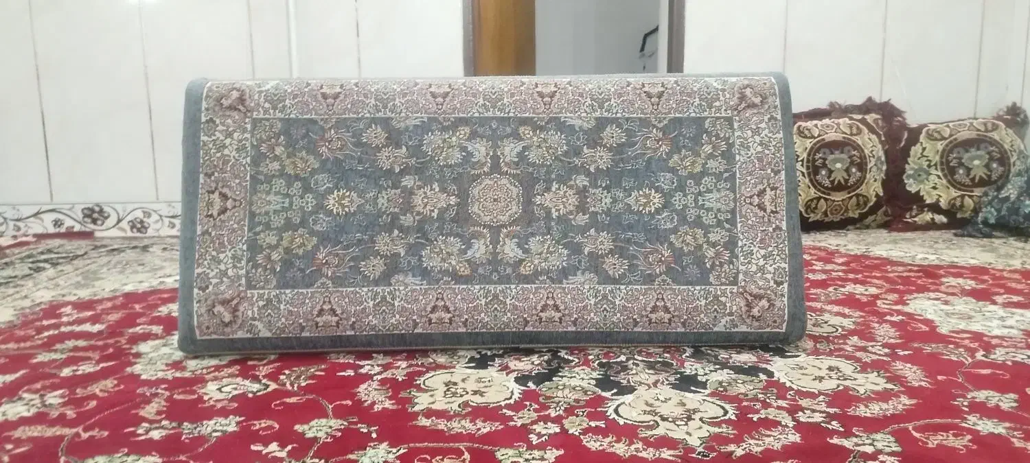 چهار جفت پشتی|پشتی|کبودرآهنگ, |دیوار