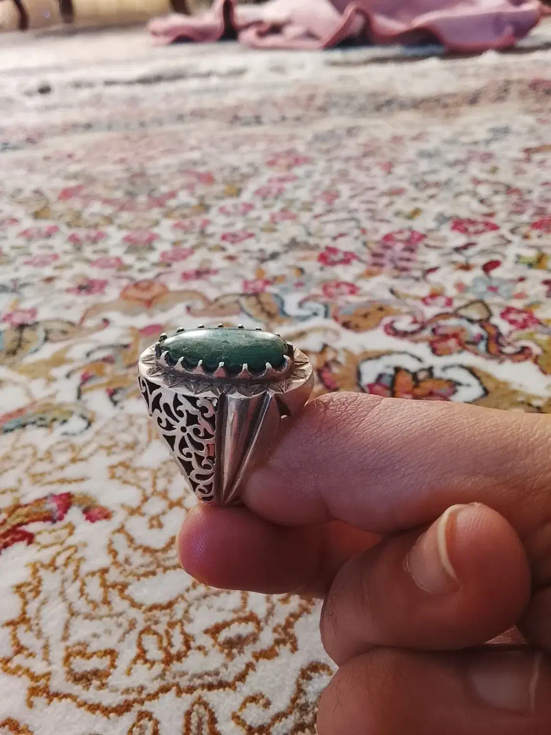 دعا|کتاب و مجله مذهبی|مشهد, کوشش|دیوار