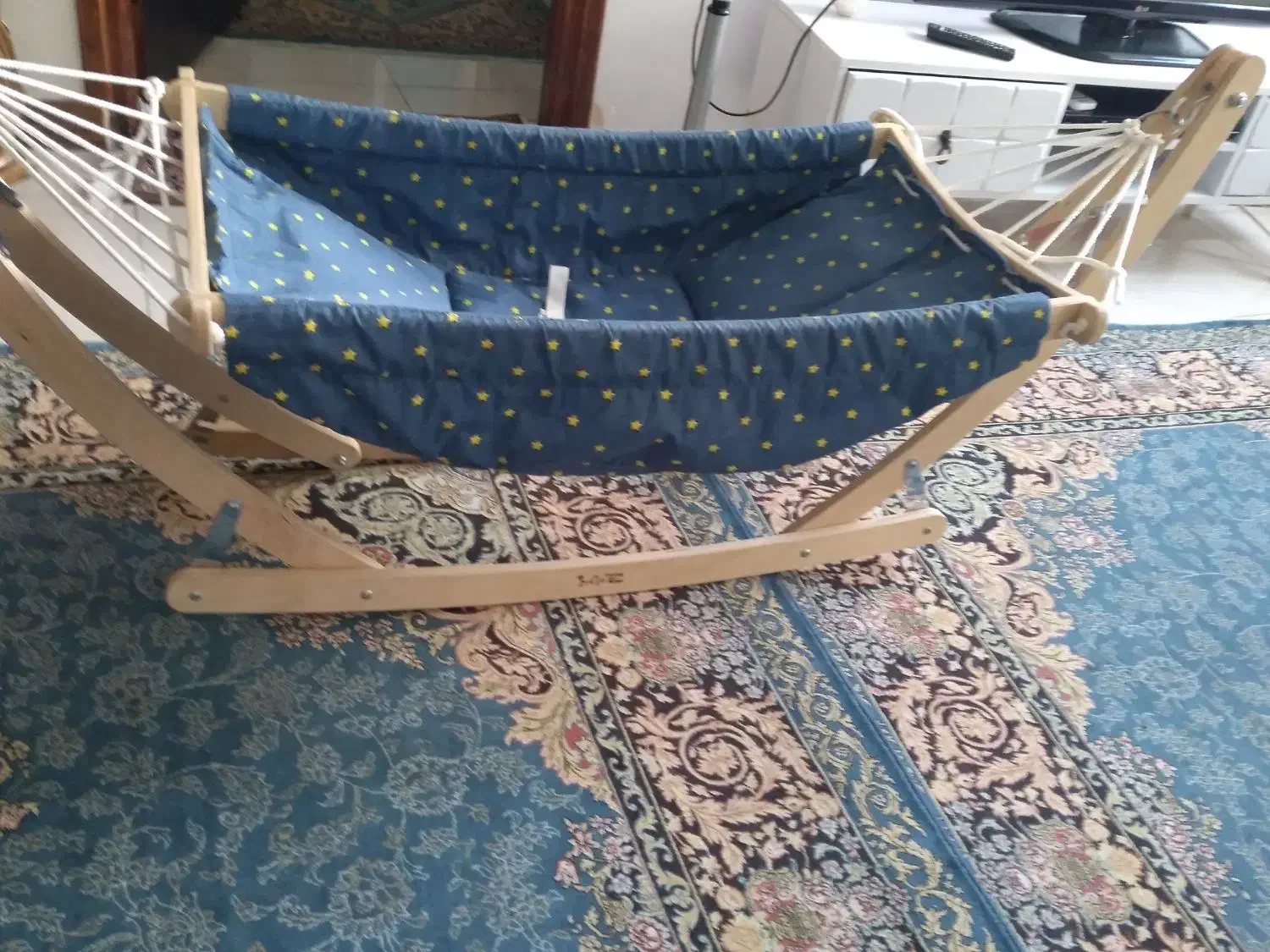 گهواره نانو|تخت و صندلی بچه|لنگرود, |دیوار