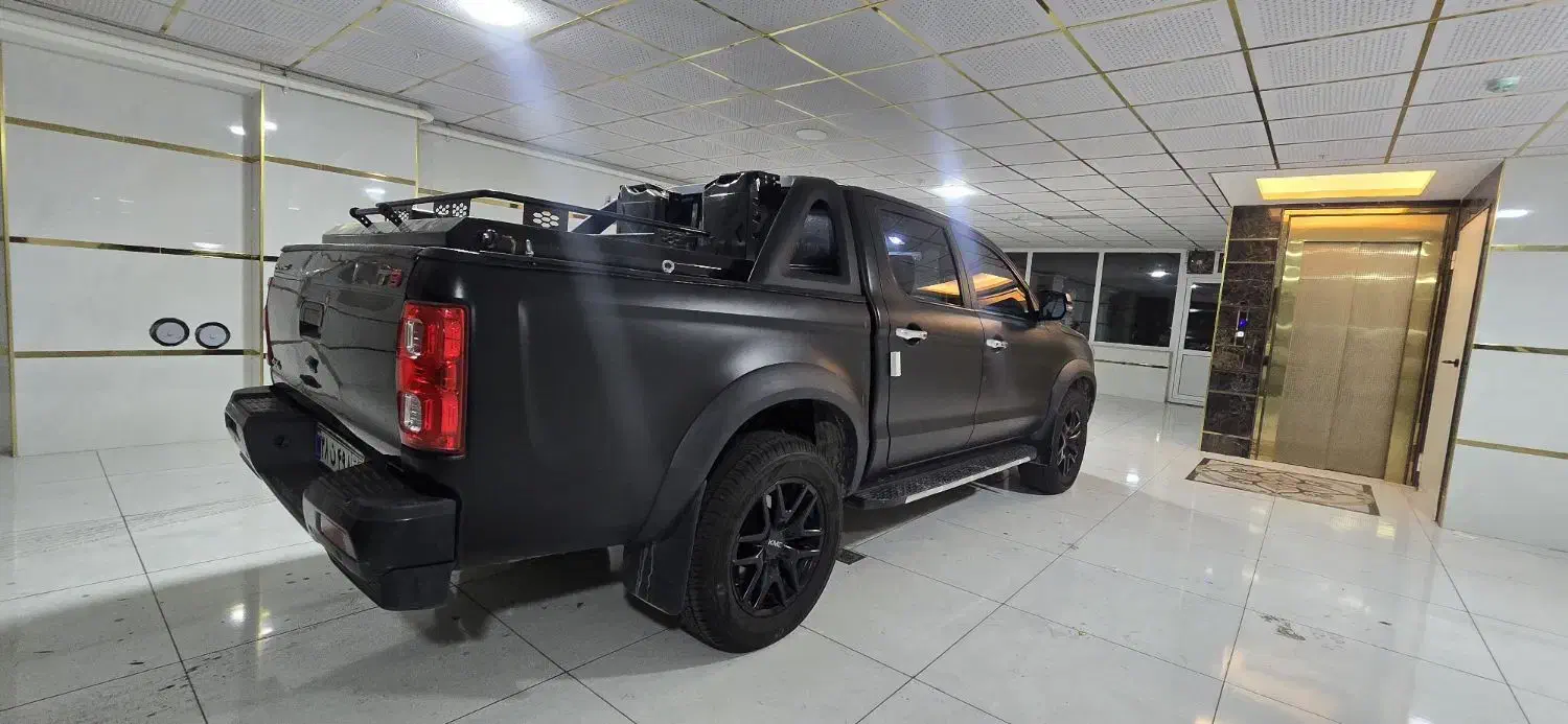 کی ام سی t8 ۱۴۰۲ . بدون رنگ فول کاور|خودرو سواری و وانت|تبریز, |دیوار