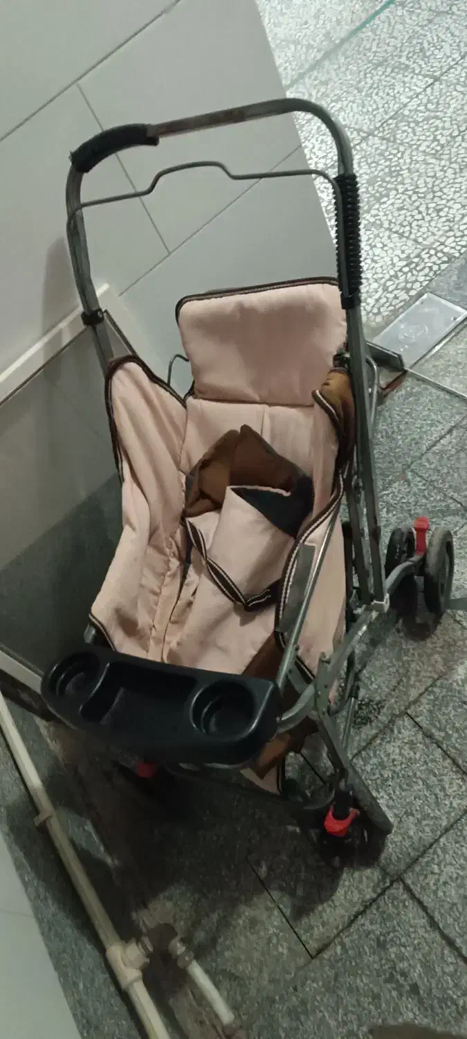 کالسکه|کالسکه و لوازم جانبی|اصفهان, ملک‌شهر|دیوار