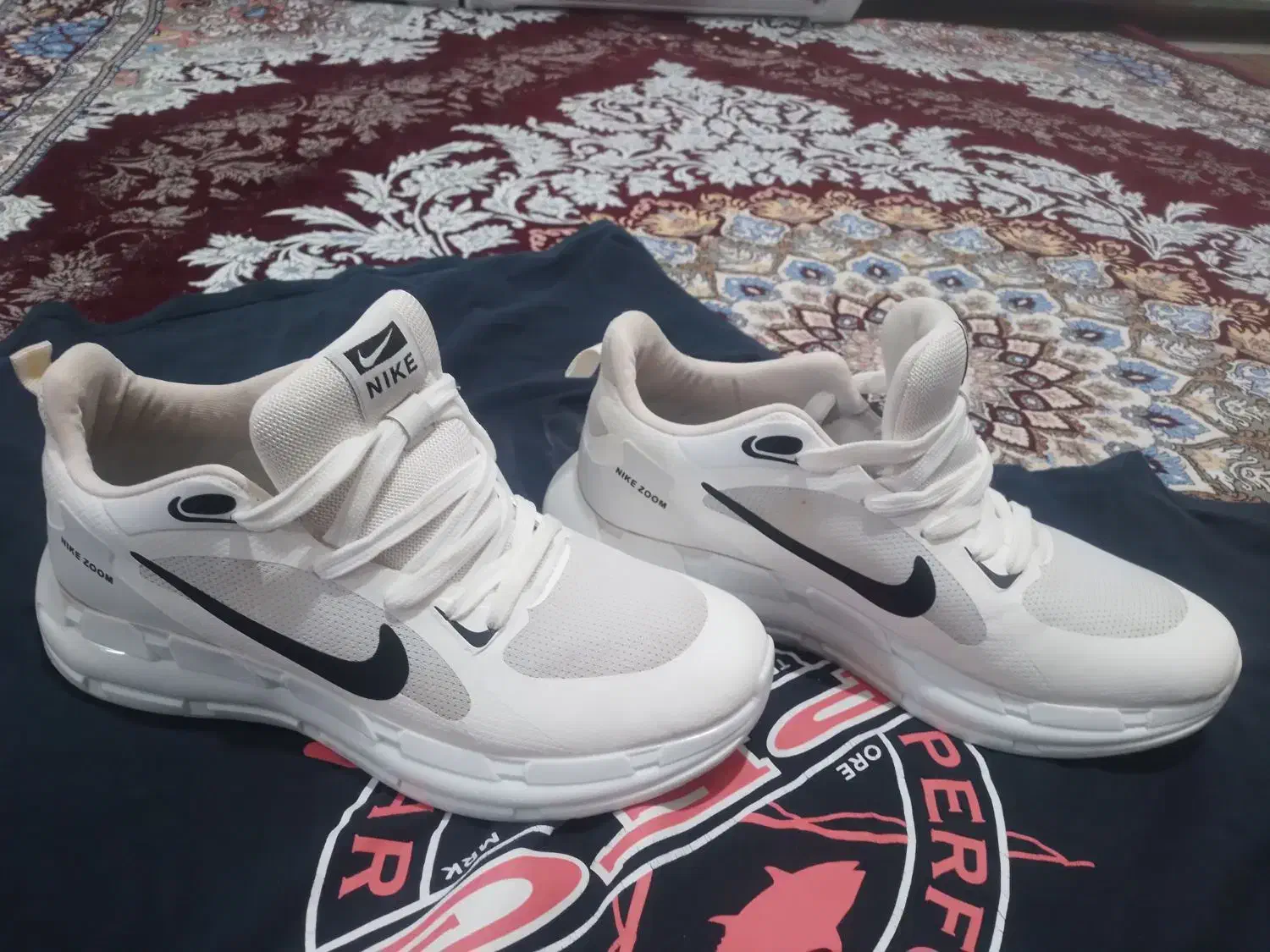 یک جفت کتانی NAk سایز ۴۴|کیف، کفش، کمربند|ملایر, |دیوار