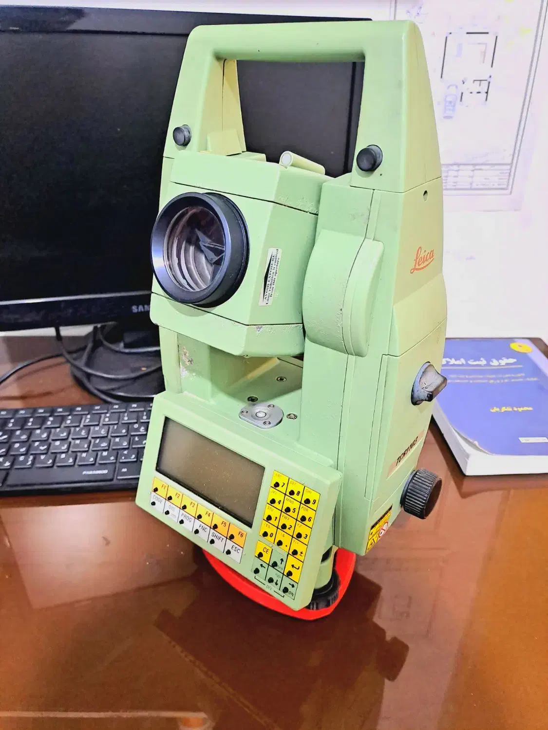 دوربین نقشه برداری لیزری لایکا Leica سوئیس کامل|دوربین عکاسی و فیلم‌برداری|تهران, افسریه جنوبی|دیوار