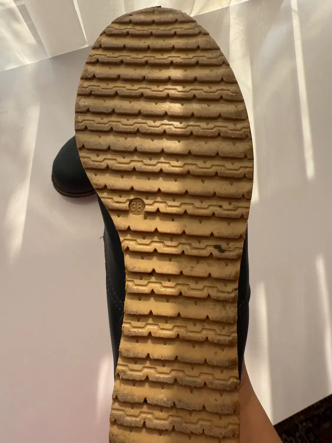 نیم بوت دخترانه|کیف، کفش، کمربند|خوی, |دیوار