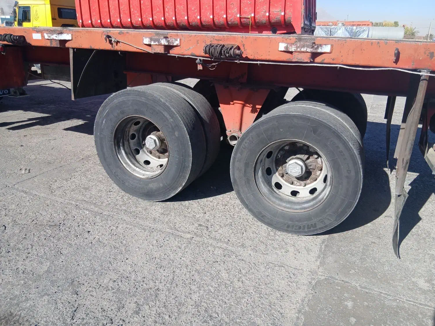 تریلی کفی (کف دومحور)|قطعات یدکی و لوازم جانبی|تهران, دکتر هوشیار|دیوار