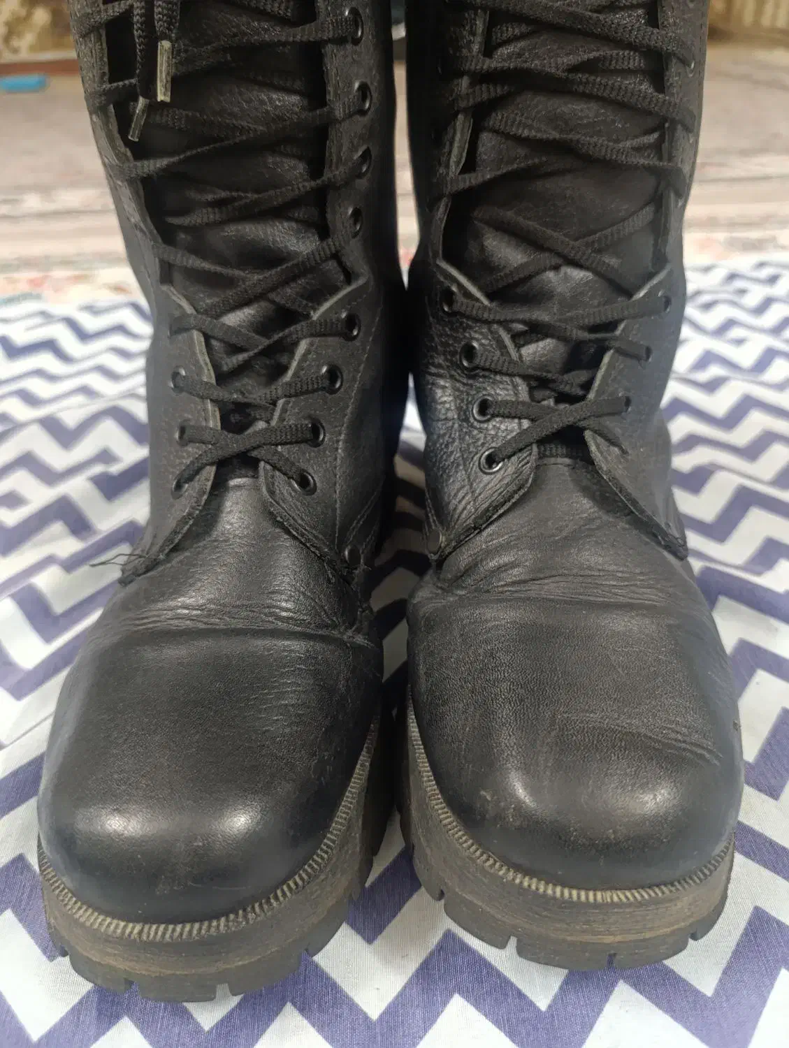 پوتین سربازی 43 و نوجوان 37|کیف، کفش، کمربند|کهک, |دیوار