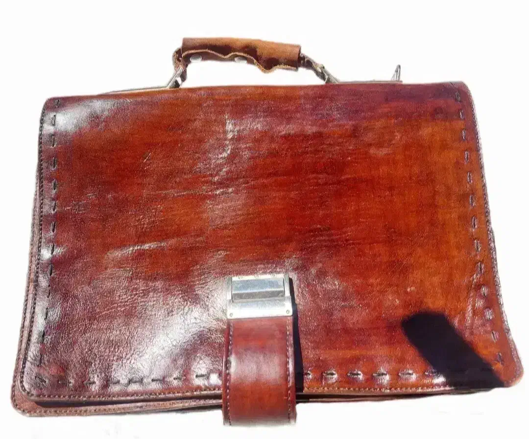 کیف چرم دستدوز|کیف، کفش، کمربند|بروجن, |دیوار