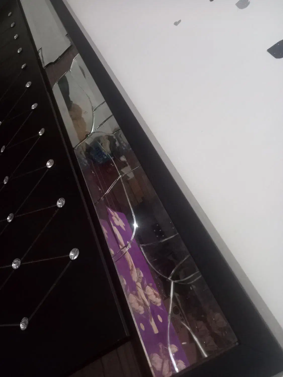 تخت خواب دونفره درحد نو|تخت و سرویس خواب|شوشتر, |دیوار